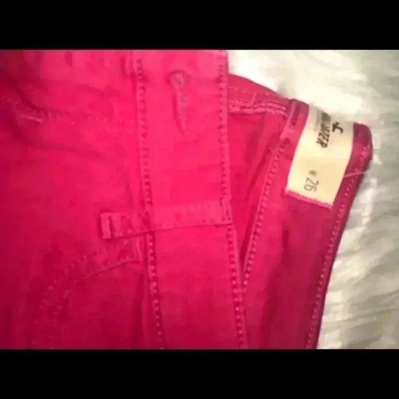 HOLLISTER JEANS SIZE 26 with imperfections - Picture 4 of 7